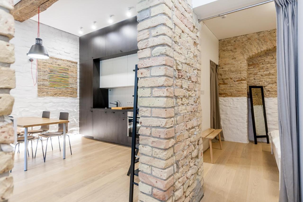Old Town Pylimo Apartment By Urban Rent Vilnius Exterior photo